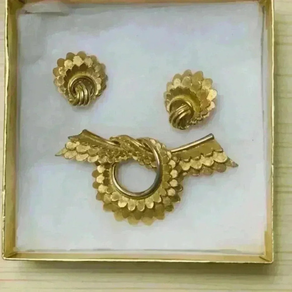 Marcel Boucher Vintage brooch and earrings set - Picture 2 of 8